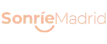 Logo de SonríeMadrid, clínica con control horario WeWorking